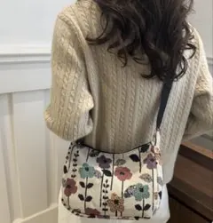 新品 ミニショルダー ショルダーバック フラワー柄 北欧 総柄 エスニック 刺繍