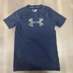 Under Armour ネイビー アンダーシャツ YLG