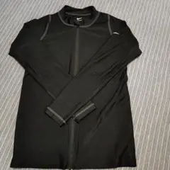 Nike ブラック ラッシュガード Mサイズ