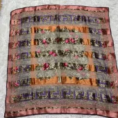 ア*チ様 Louis Feraud シルクスカーフ 88cm シルク100%　大