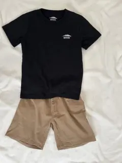 OUTDOOR Tシャツ　ハーフパンツ　2点　黒　ベージュ　130 キャンプのサムネイル