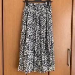 LOWRYSFARM 花柄ロングスカート プリーツスカート
