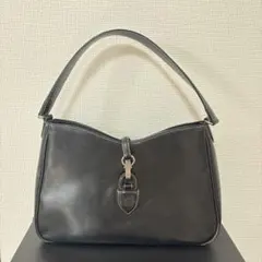 黒 ハンドバッグ