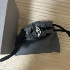 バレンシアガ　ピアス　片耳