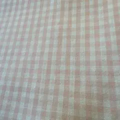 ギンガムチェック柄 プリント生地 114×105 端が3✖️30㎝使用済です。