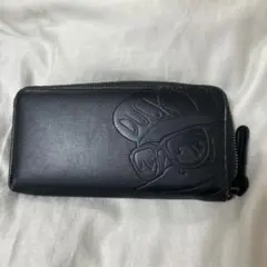 DUCK エンボス加工 黒 長財布