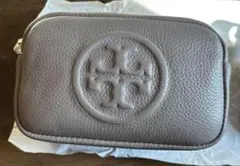 新品未使用　トリバーチ　ショルダーバッグ　グレーベージュ