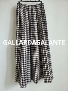 美品☆GALLADA GALANTEギンガムチェック プリーツ ロングスカートのサムネイル