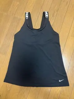 Nike ブラック タンクトップ　Mサイズ
