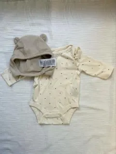 GAP ドット柄ロンパースと帽子セット