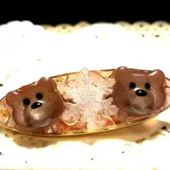 大人可愛い　クマのヘアクリップ