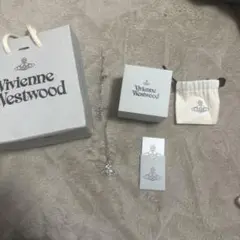 Vivienne Westwood オーブネックレス