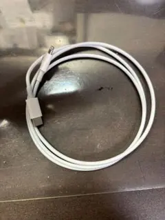 Lightningケーブル 約1メートル ホワイト