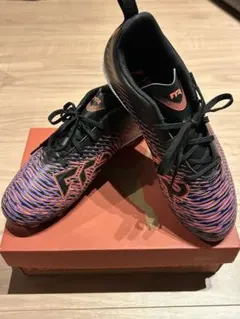 【美品★箱付き】PUMAフューチャー8スパイク 23cm