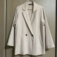 アズノウアズ ベージュ ダブルブレスト テーラードジャケット