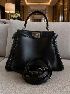 【極美品】FENDI フェンディ/セレリア ピーカブー ブラック 2wayのサムネイル