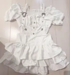 シーイン　ホワイトセットアップコーデ　 バラ◎ sサイズ　韓国アイドル　ワンホン