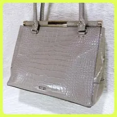 ケイトスペード エナメル型押しグレージュハンドバッグ 肩がけA4可ゴールド金具✧