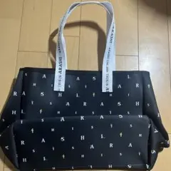 This is 嵐 トートバッグ