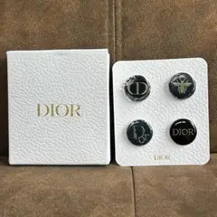 Dior ピンバッチ 4個セット