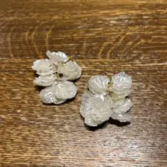 Item thumbnail for item 0676eeb2-4d2f-46d2-b4a3-990acd1e2847