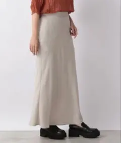 LOWRYS FARM シワサテンフレアスカート
