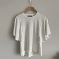UNFILO フレア袖 Tシャツ ホワイトのサムネイル
