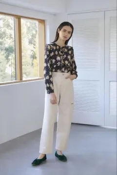 【美品】COEL コエル ブラウス シャツ セーラー 花柄 春物のサムネイル