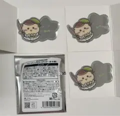 まじかるちいかわ　トレーディングミラーステッカー　くりまんじゅう3つ