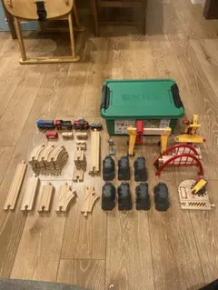 Item thumbnail for item 8626d719-0a83-4a47-80a8-d33200907c4d