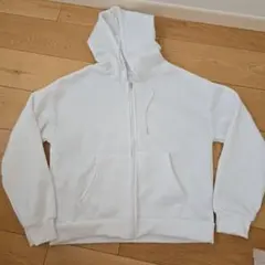 ホワイト フルジップ フリースパーカー