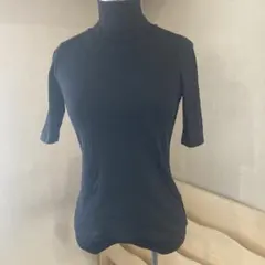 UNIQLO Sサイズ　黒のリブ編みハイネック五分袖トップス