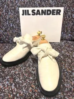JIL SANDER フラットシューズ クリーム - メルカリ
