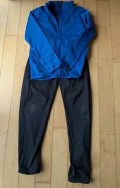 アディダス　ジャージ　上下　１５０センチ