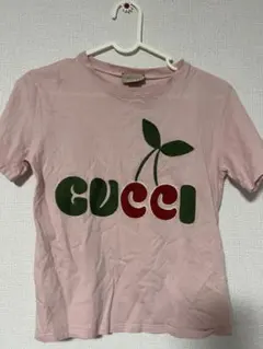 GUCCI ピンク チェリー柄 Tシャツ8のサムネイル