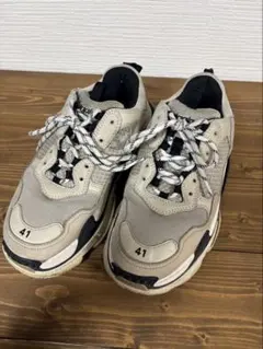 Item thumbnail for item ea60b45e-5a75-44a5-8e53-d150d62d9637