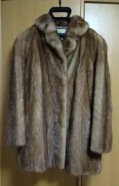 高級】Beaver Fur Coat ビーバーファーコート 11号 上質 美品 - メルカリ
