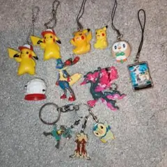 ポケモンPokemon ストラップ キーホルダーミニフィギュア10個セット