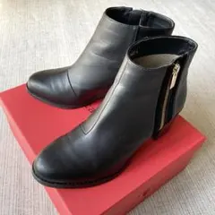 【美品】レディースブーツ　ブラック