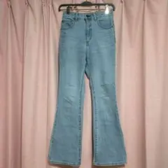 GU ライトブルーフレアデニム