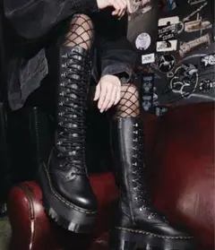 【激レア】Dr.Martens 1B60MAX UK6 黒 厚底 20ホール丈 激レア】Dr.Martens 1B60MAX UK5黒 厚底 20ホール丈 - メルカリ