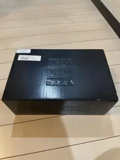 リーボック スニーカー