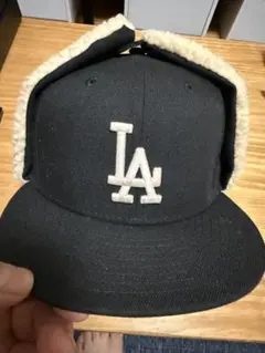 New Era 59FIFTY LAキャップ フリース耳あて付き