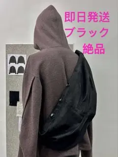 NOT UGLY Vagrnt Bagショルダーバッグ メッセンジャーバッグ