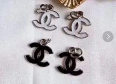 シャネル　ボタンチャーム4個