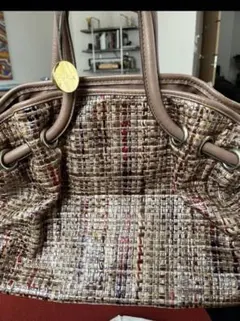 Item thumbnail for item e279948c-fc4a-4b92-a50e-358c38373f35