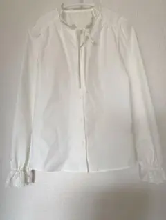 ジーユー リボン付き　ホワイト　長袖ブラウス　レース