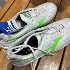 モレリア新品フットサルシューズ 26.0