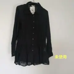 黒シャツ　S-M
