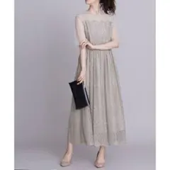 美品 Aperi ナノユニバース シアー切り替えレースロングワンピースのサムネイル